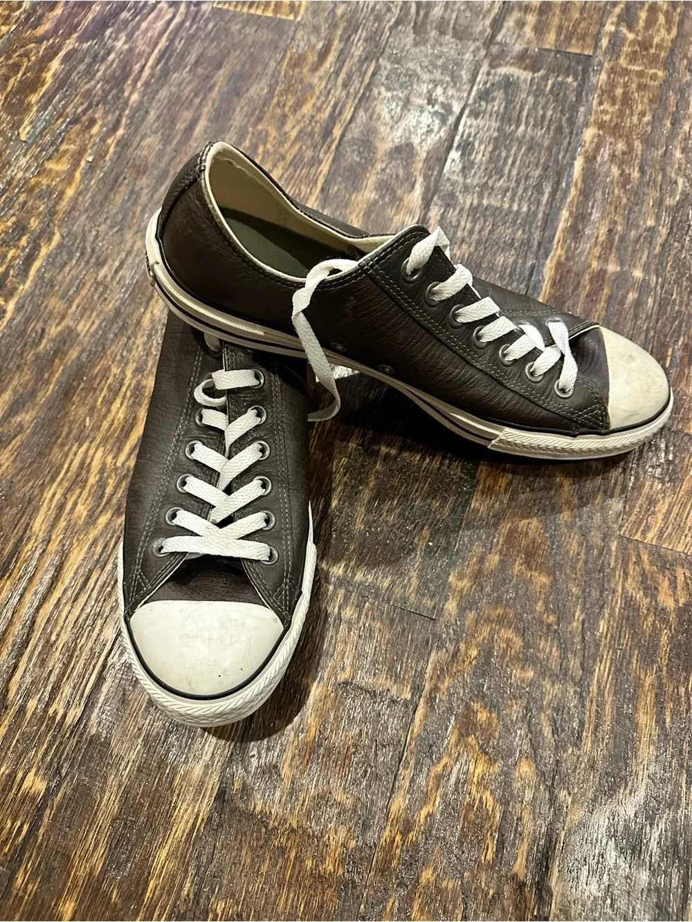 Converse Chuck Taylor Men’s Low-Top Leather Sneakers in Dark Brown - Picture 8 of 10